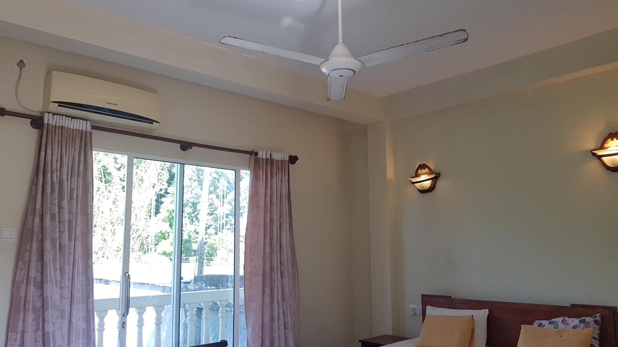 Pinki Nest Otel Mirissa Dış mekan fotoğraf